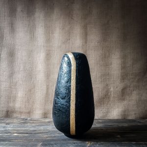 Vase en bois brûlé Firenze avec feuille d’or – œuvre d’art unique